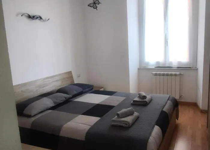 Silvia Butterfly Flat Apartment Genua